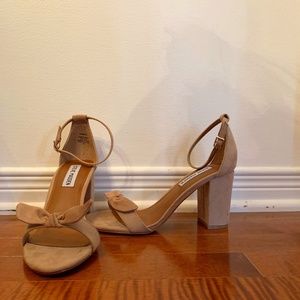Steve Madden High-Heeled Beige/Tan Sandals